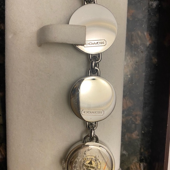 Coach women’s Black and White Circular Charm Bracelet - Picture 6 of 10